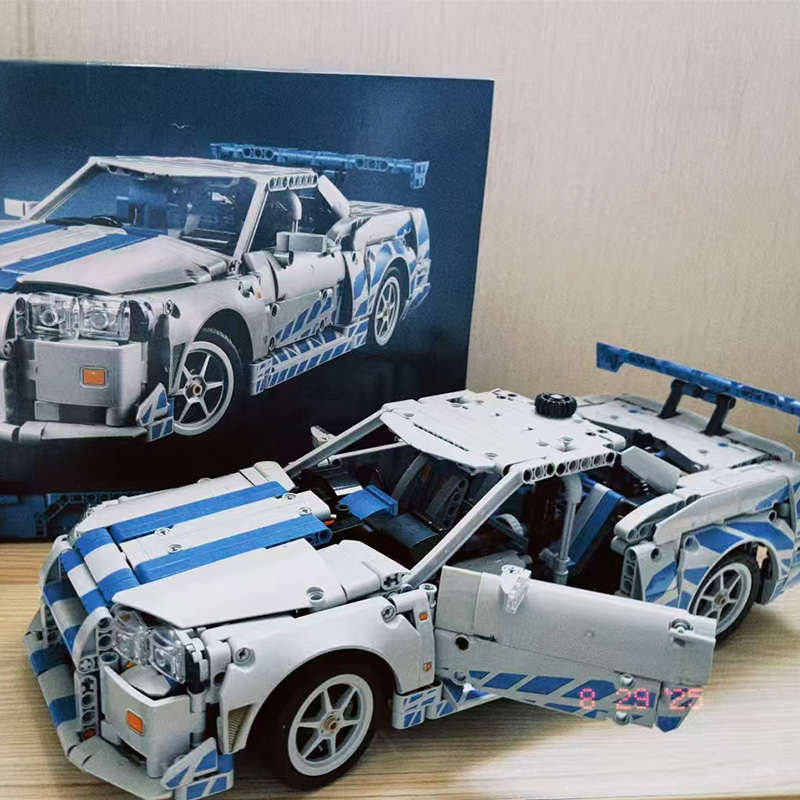 ชุดประกอบโมเดลรถนิสสัน GT-R แบ - Event Launch Party บทวิจารณ์และราคา
