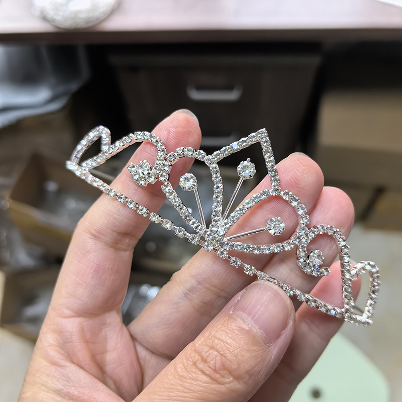 สีเงิน ไรน์สโตน มงกุฎเจ้าสาว ค - Event Suppliers บทวิจารณ์และราคา
